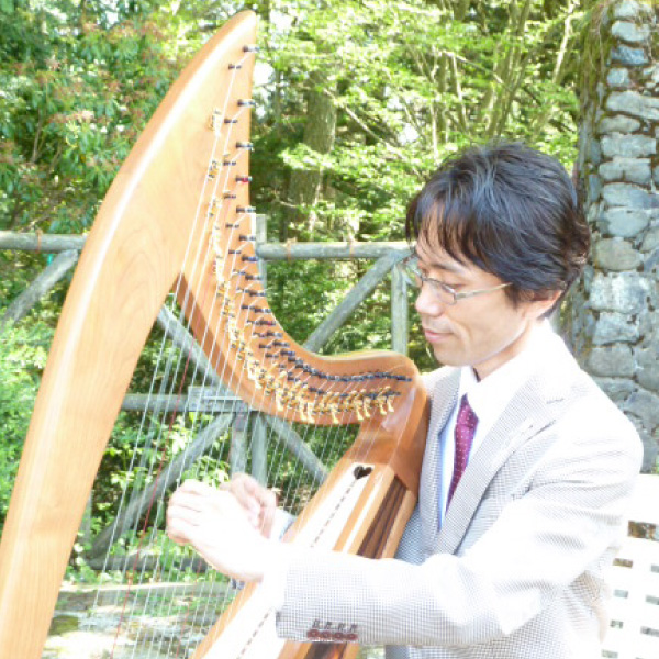 シーズンヒーリングハープ – Mitsuyuki Healing Harp – ハープ奏者